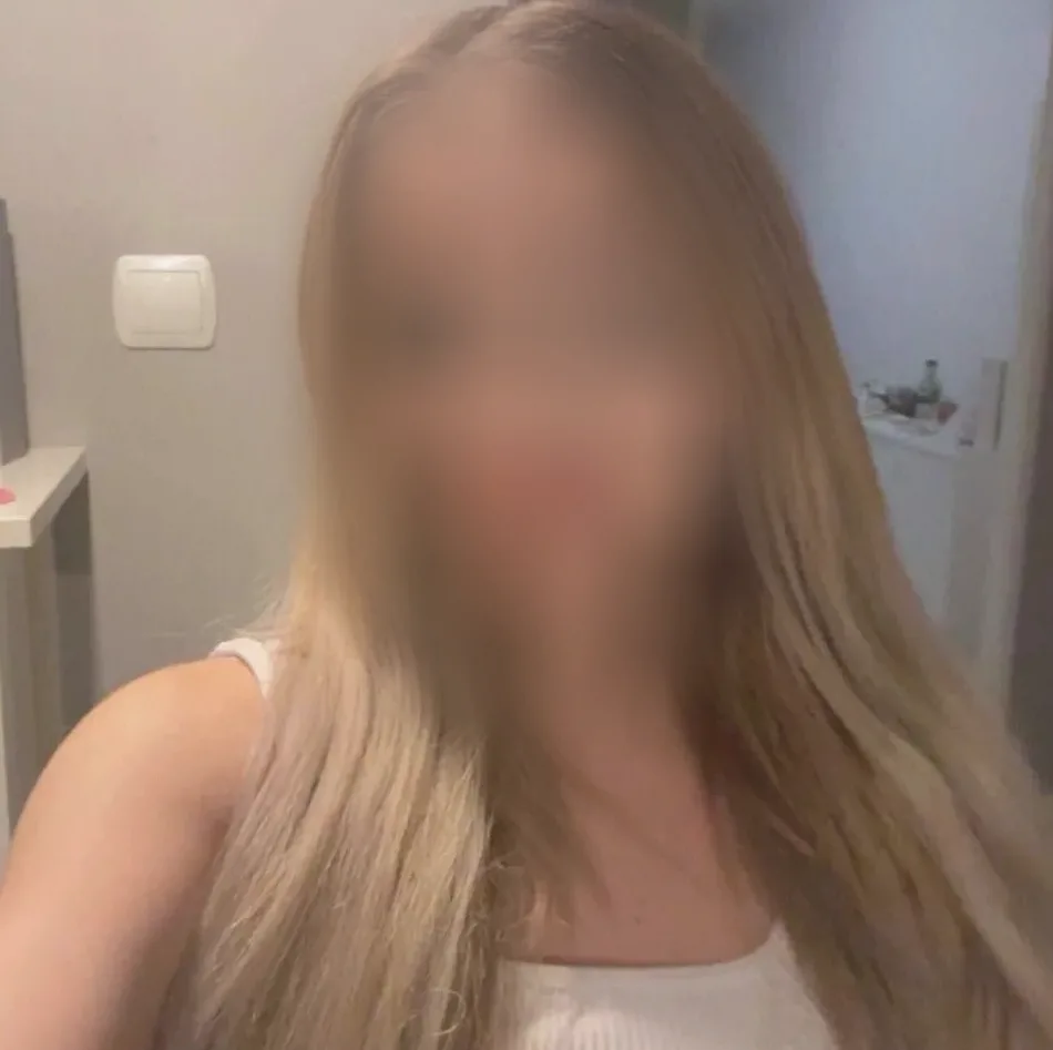 Khadija, 24 años